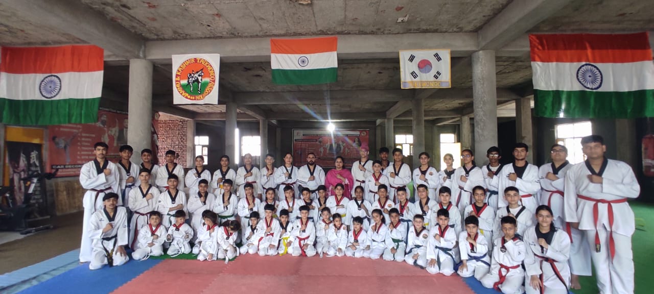 Taekwondo belt grading test held in Udhampur